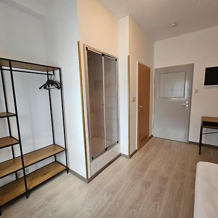 Hotel Haus Isenburg Neu-Isenburg Zewnętrze zdjęcie