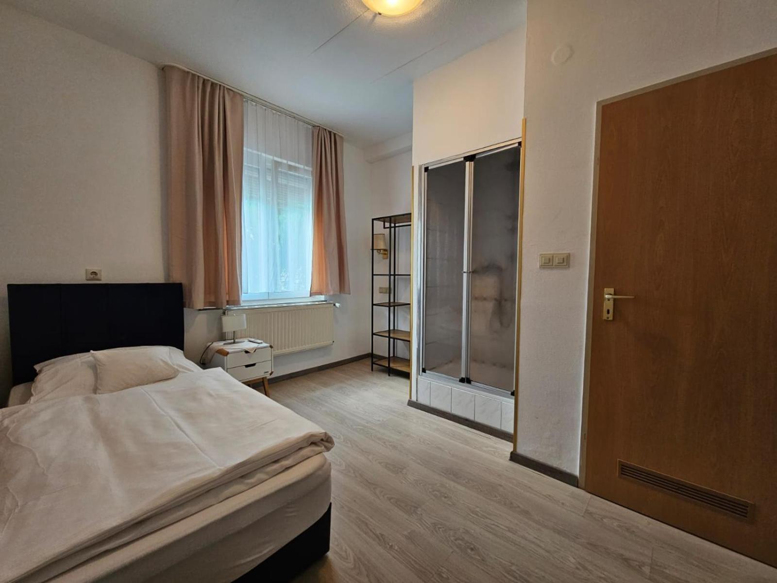 Hotel Haus Isenburg Neu-Isenburg Zewnętrze zdjęcie