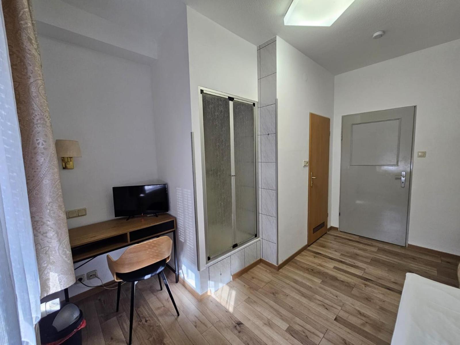 Hotel Haus Isenburg Neu-Isenburg Zewnętrze zdjęcie